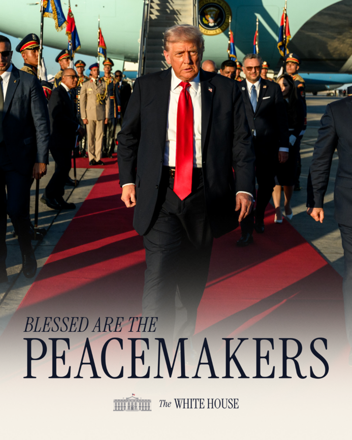 The White House (@WhiteHouse)