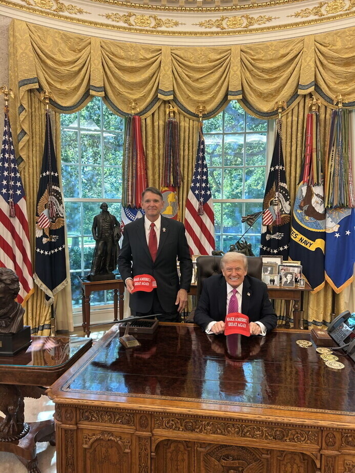 https://truthsocial.com/@realDonaldTrump/116591756607268698